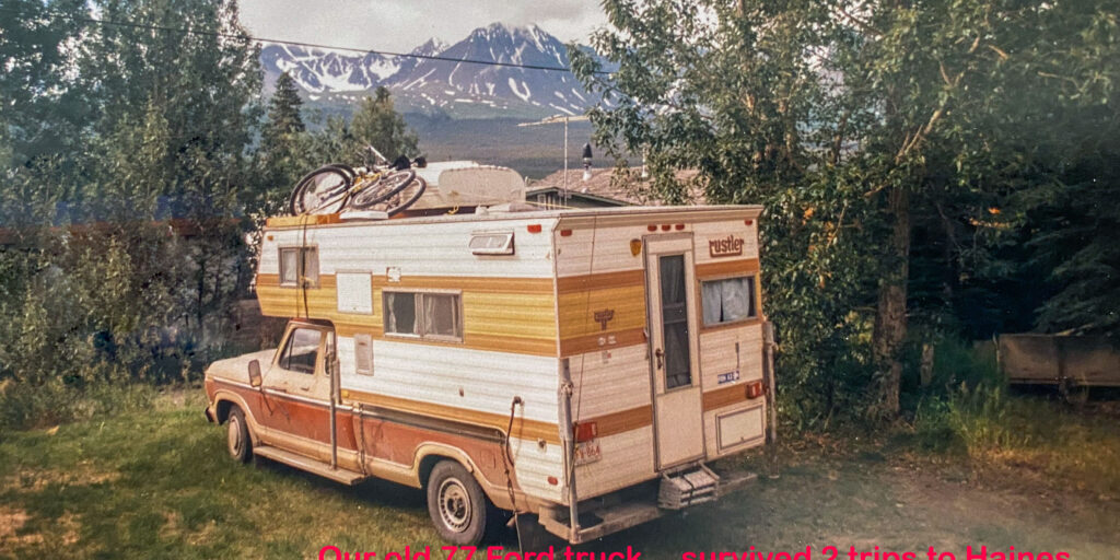 77-ford-camper3